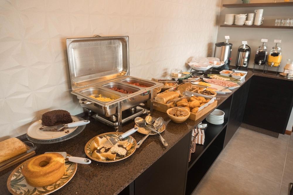 Hotel Blumenhof Balneário Camboriú Εξωτερικό φωτογραφία